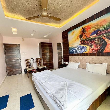 Shree Ganesh Hotel Puri Eksteriør bilde