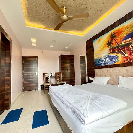 Shree Ganesh Hotel Puri Eksteriør bilde