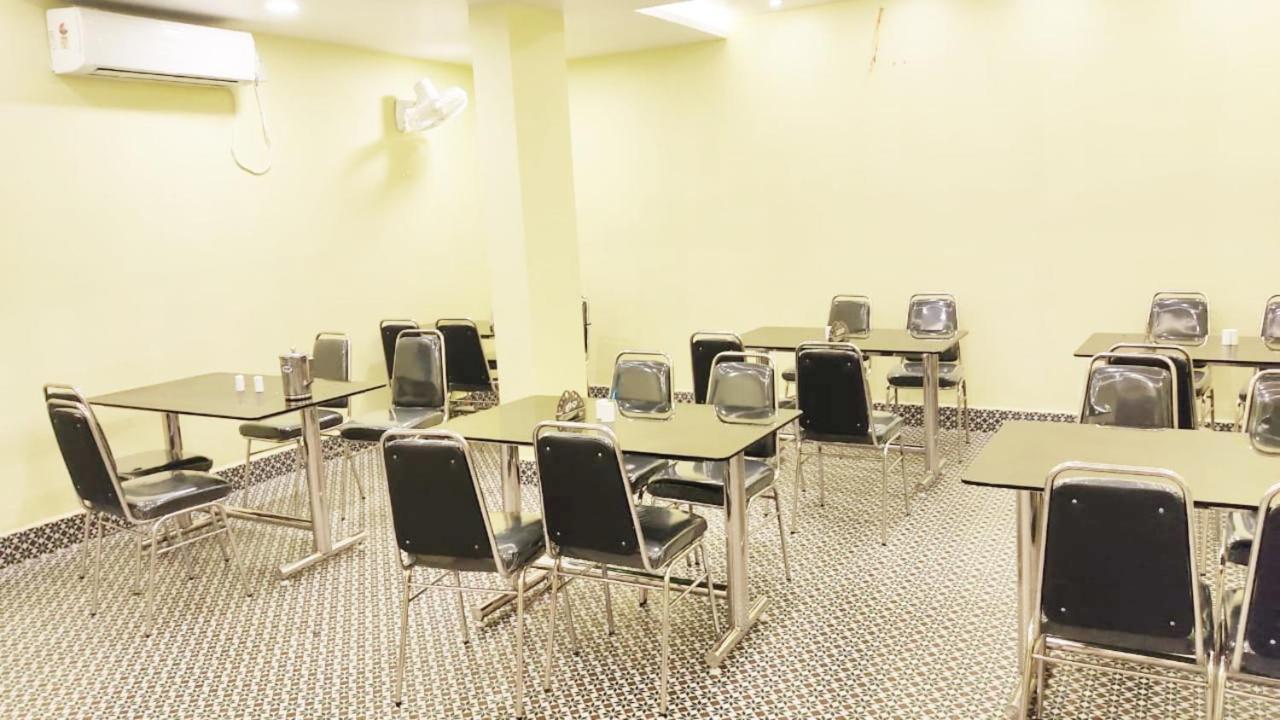 Shree Ganesh Hotel Puri Eksteriør bilde