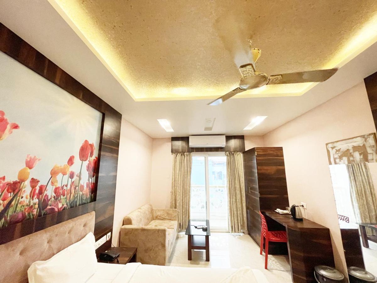 Shree Ganesh Hotel Puri Eksteriør bilde