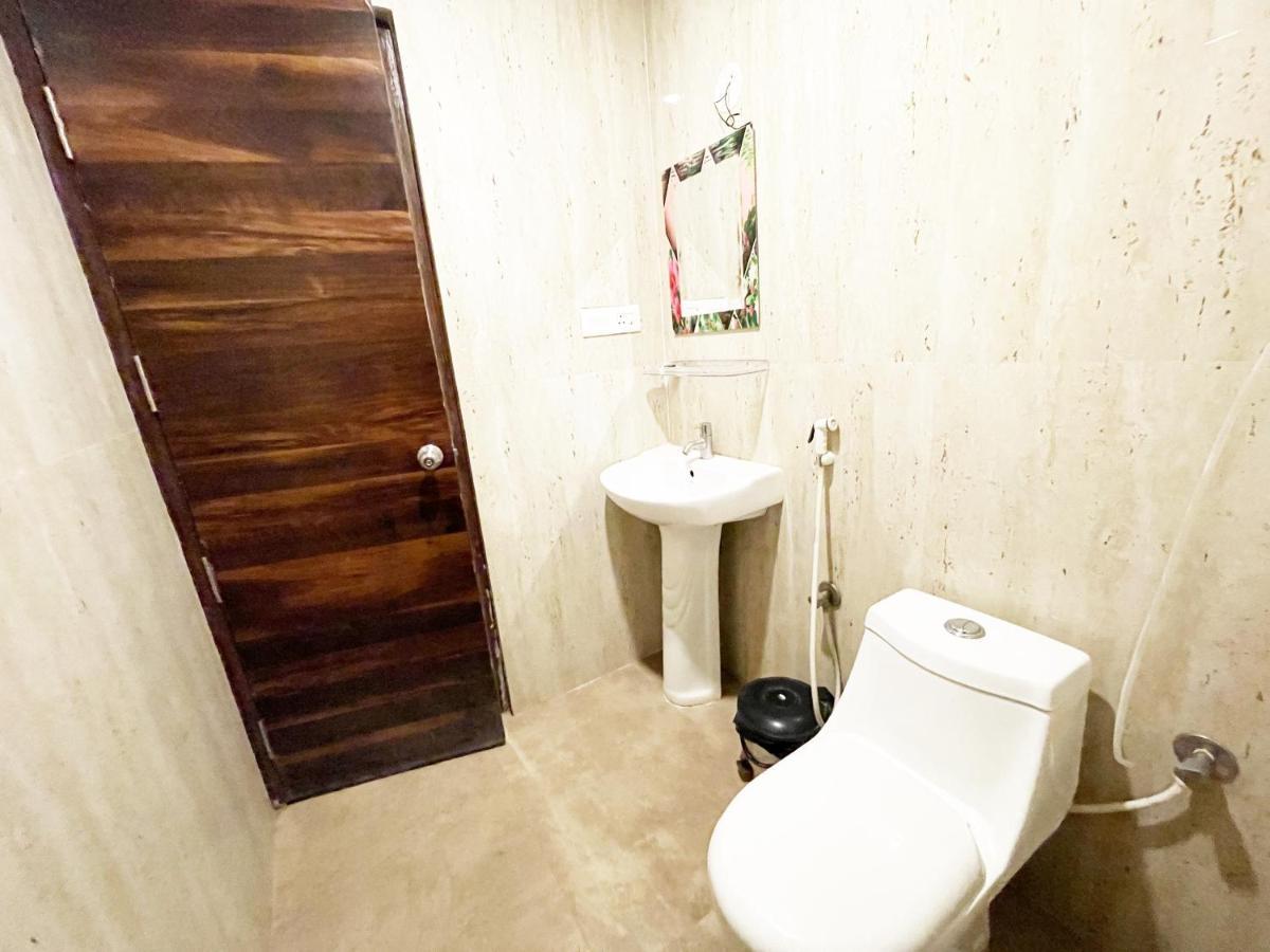 Shree Ganesh Hotel Puri Eksteriør bilde