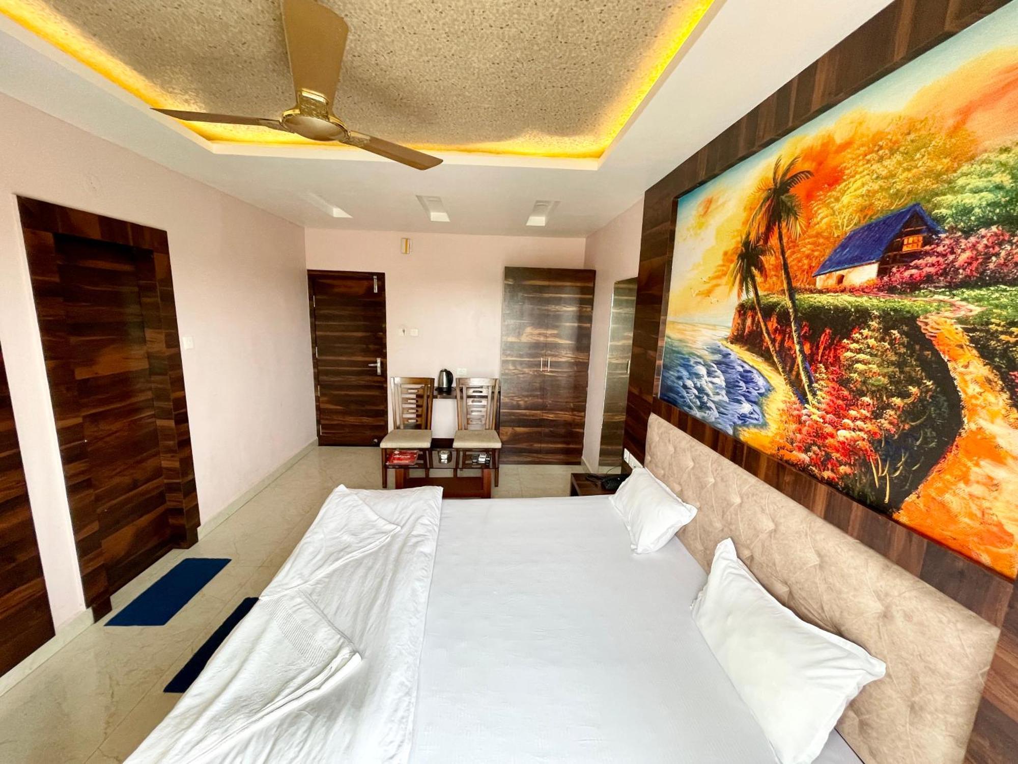 Shree Ganesh Hotel Puri Eksteriør bilde